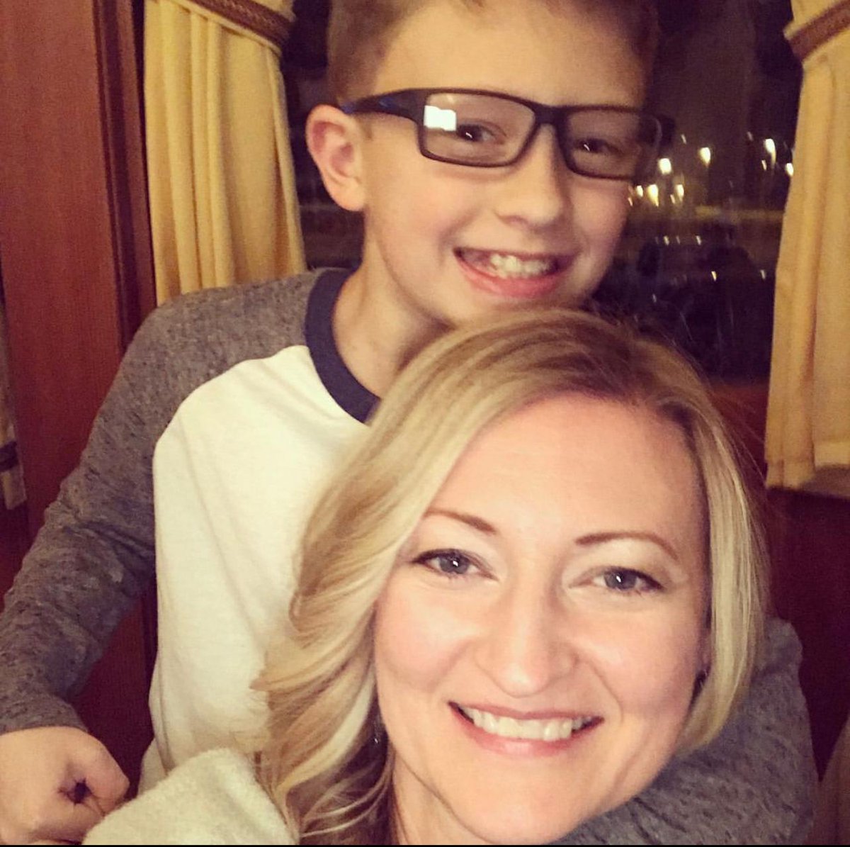 IssabellaQuinn's tweet photo. My world 🌎 my smile 😊 https://t.co/1xCv8Kf8xV