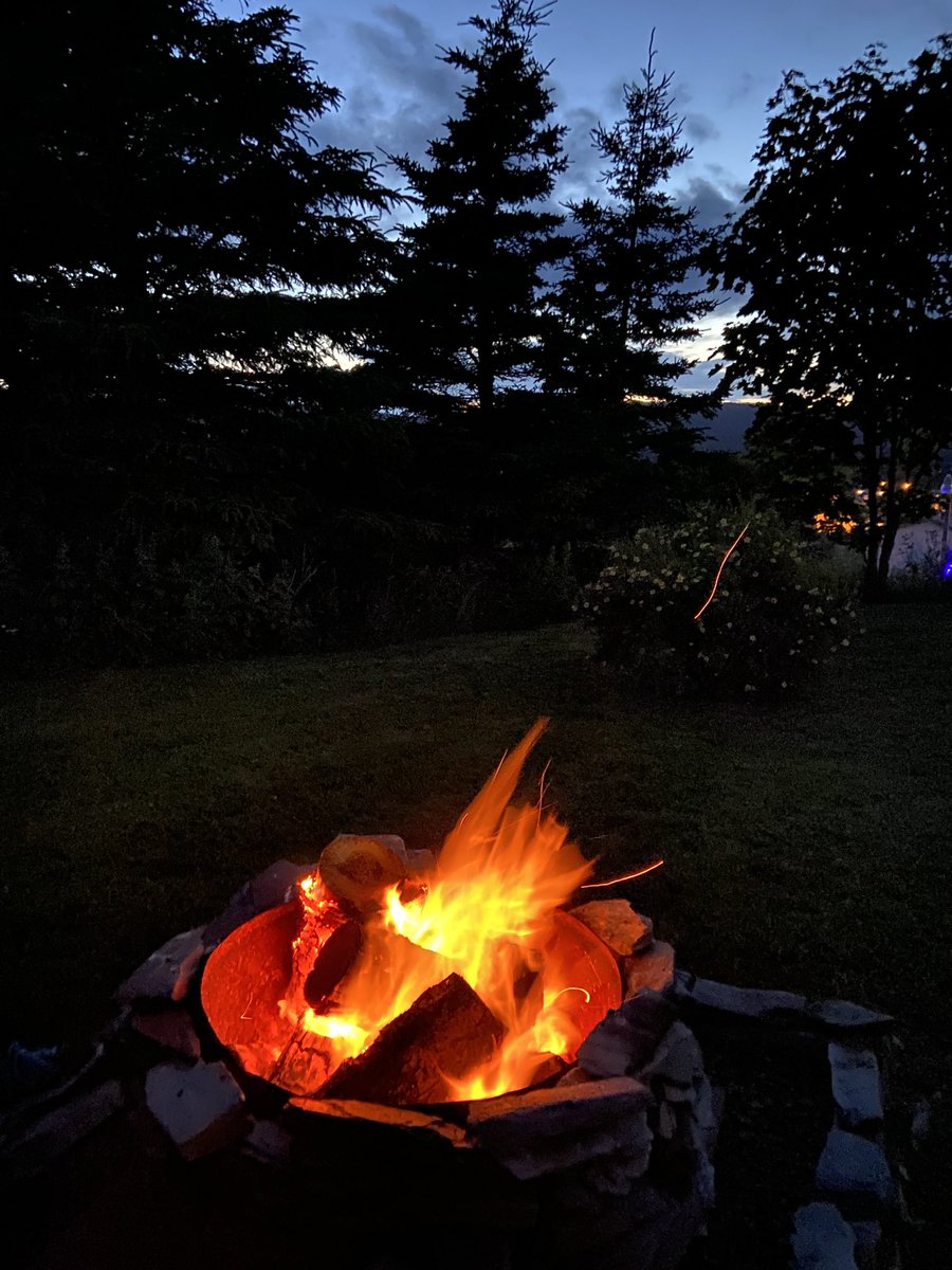 Buttsy20's tweet photo. Some night for it!!!  #nuddinglikeit. https://t.co/oZ62QneJfg