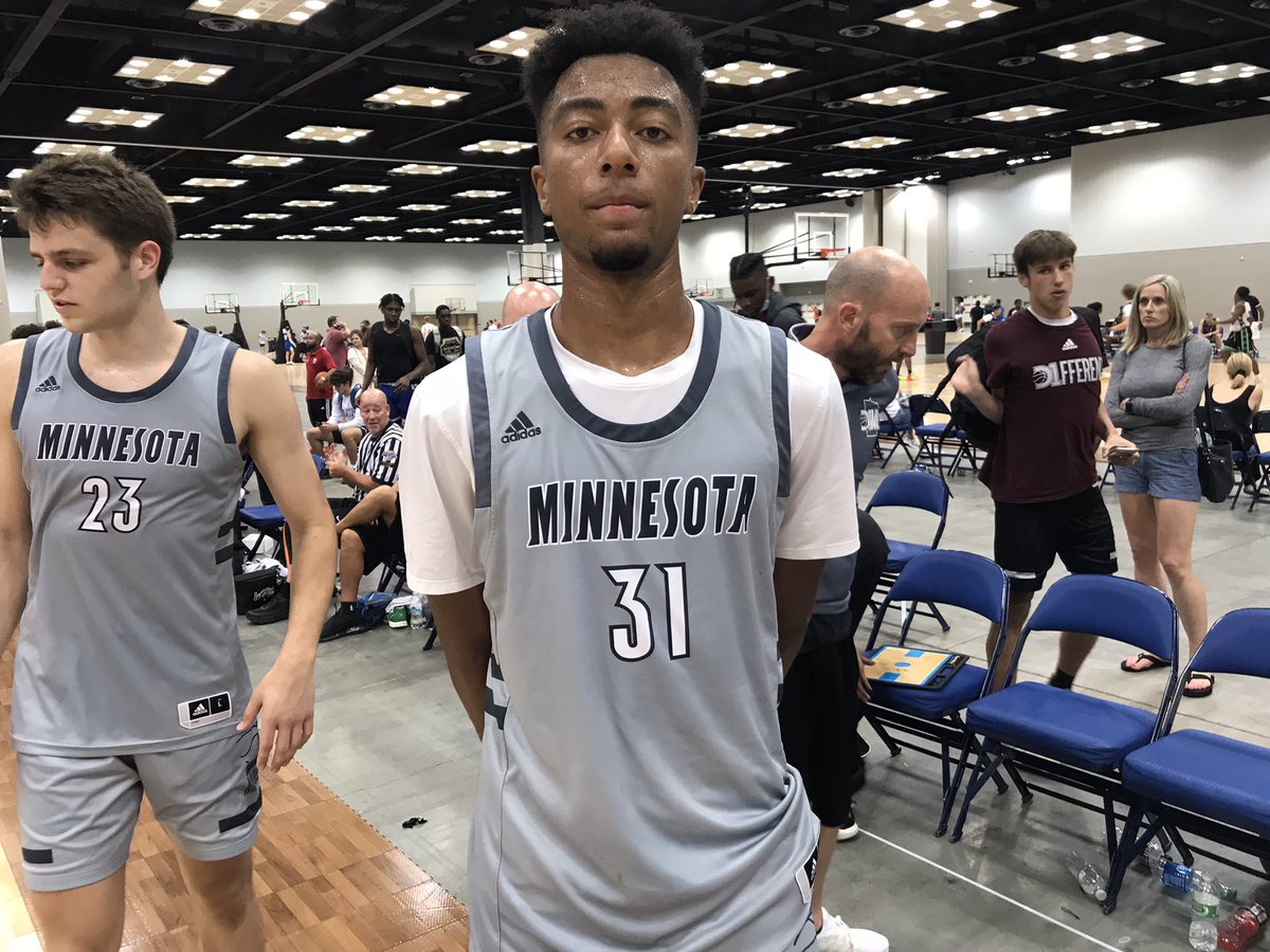 RyanJamesMN's tweet photo. Love the way Kendall Blue is playing right now. Most active rebounder @adidasD1MN had (7). Love his activity off ball and the attacks he’s picked have been perfect. Scored a key 13

@PHCircuit #PrepHoops2K21 https://t.co/M5S5FT3yBO