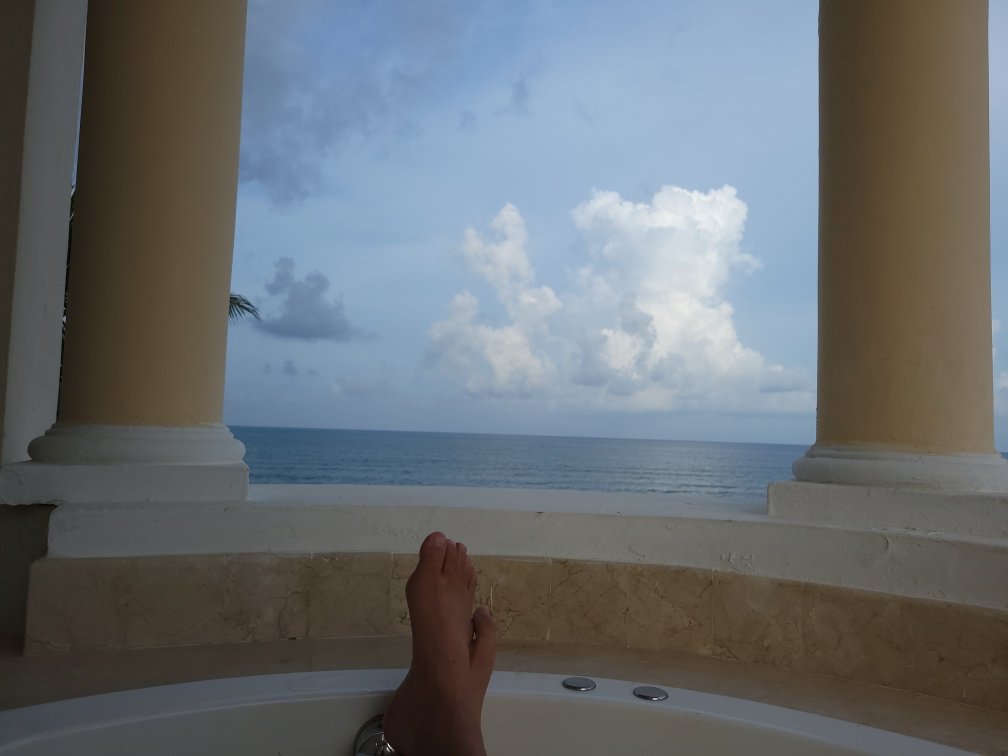 pastorveal's tweet photo. UNBOTHERED!
I just heard "Don't let it bother you!" Allow yourself to be unbothered by your current condition! It's not your conclusion! Don't let negativity rent a room in your mind! No vacancies! This test will transform into a testimony! Wait, watch, and see! https://t.co/DRmDjppes1