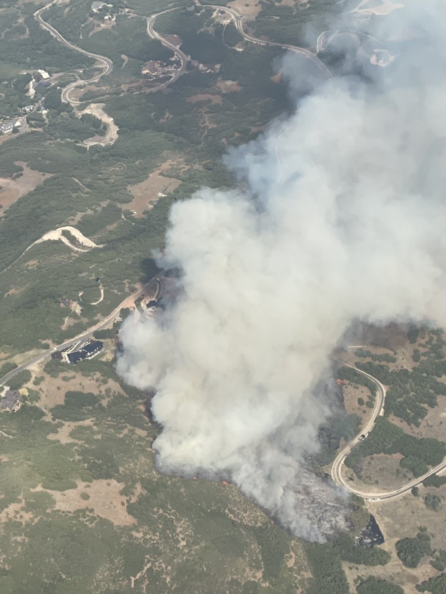 #uwcnf Ogden Ranger District, #ArtNordfire located near Snowbasin, approx 20 acres under investigation. Burning in heavy brush. Resources on scene 1-20 person crew (1 on order), 2 Engines on scene (3 in route), 4 single engine air tankers (seats), 2 heavy air tankers.