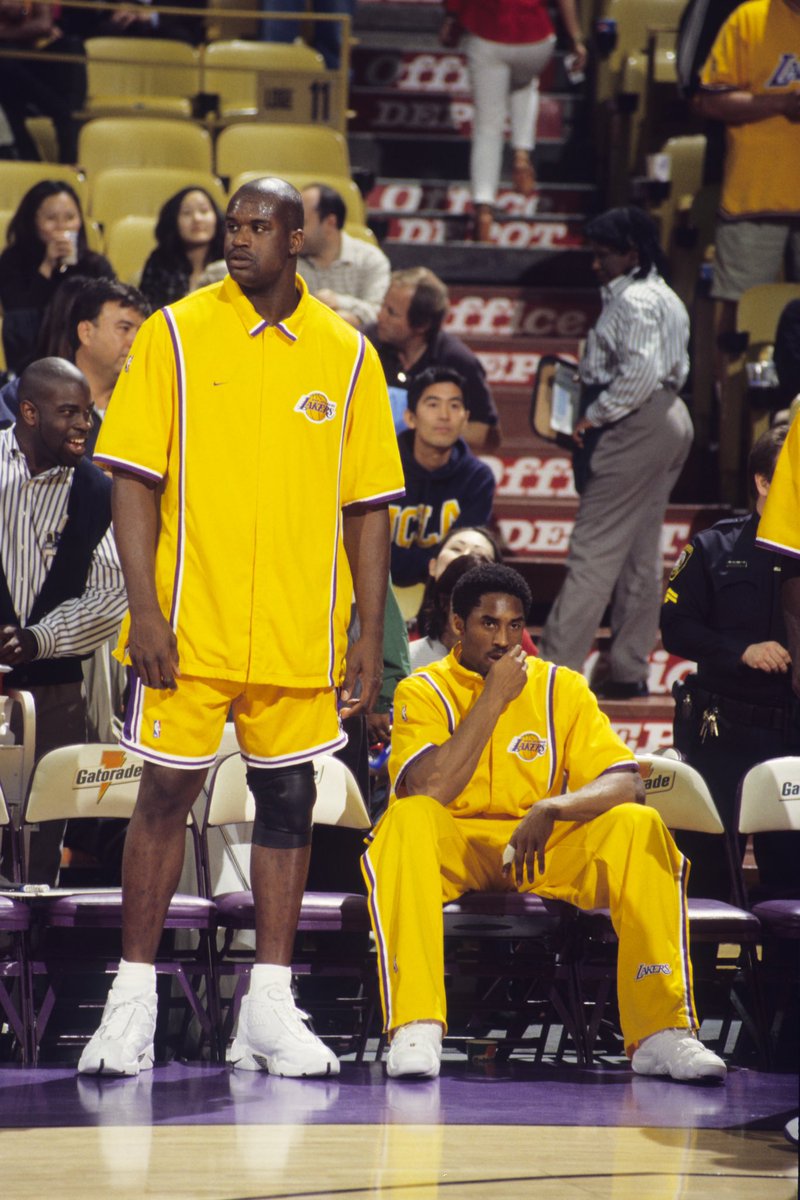 timelesssports_'s tweet photo. 1998 Shaq and Kobe 🔥 https://t.co/0tGzOdUBOk