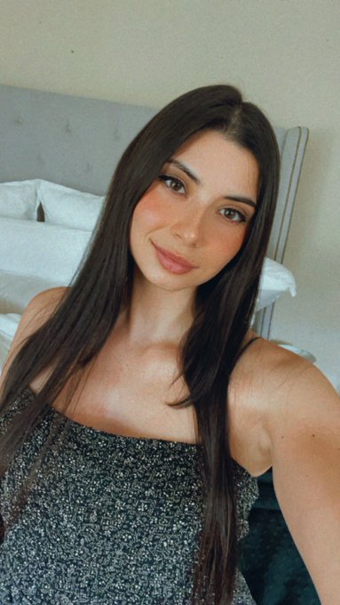 Watch nautii🌸✨💗's leaked NSFW photo on TwXstars