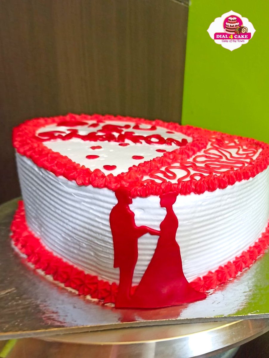 dial4cake's tweet photo. @dial4cake Buy Red Velvet Cake Online To Complete Your Special Occassion #redvelvetcake #floralcake #homebakedcake #reelsinstagram #foodporn #redroses #whiteroses #floralcakes #picoftheday #cakedecorating #foodinstagram #food #love #happymood #celebration #instadaily #buttercream https://t.co/K6o7JQRwf4