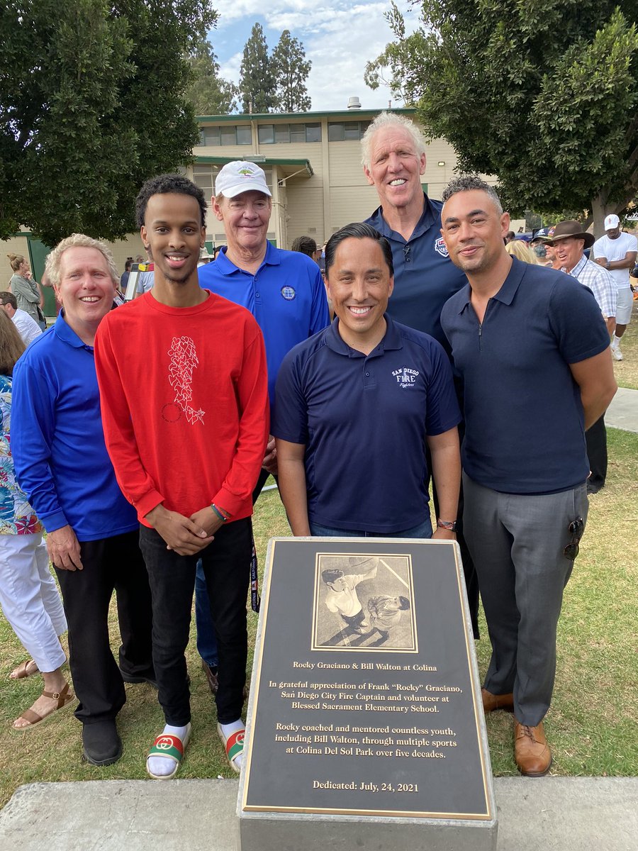 MayorToddGloria's tweet photo. Great evening in #ColinaDelSol with @SeanEloRiveraD9 for the Colina Del Sol Park's basketball court reopening! Today, we dedicated the court in honor of “Rocky” Graciano -- @BillWalton‘s first coach and mentor. Grateful for the community's work to make this possible. #ForAllofUs https://t.co/zYGFvr1mAt