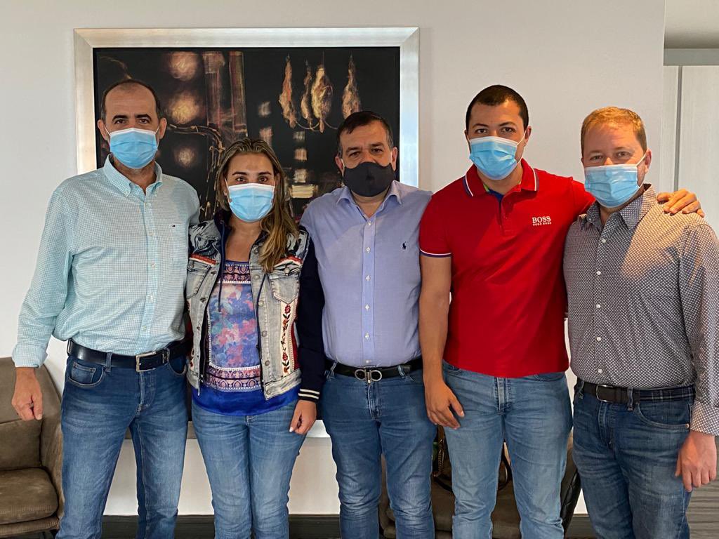 Hemos venido trabajando de la mano de la comunidad para que Antioquia sea un Departamento sinónimo de desarrollo. 

Sigamos haciendo de Antioquia un territorio próspero y lleno de oportunidades.