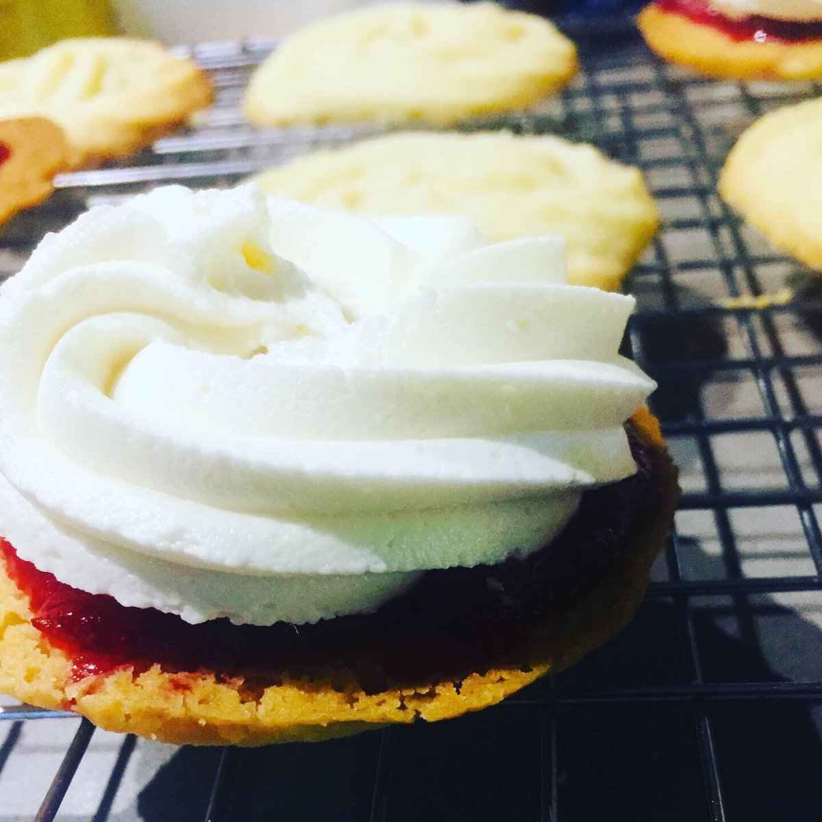 gotobread's tweet photo. Weekend baking project: Mary Berry’s Viennese Whirls with homemade strawberry jam. https://t.co/eJrbrrpR6q