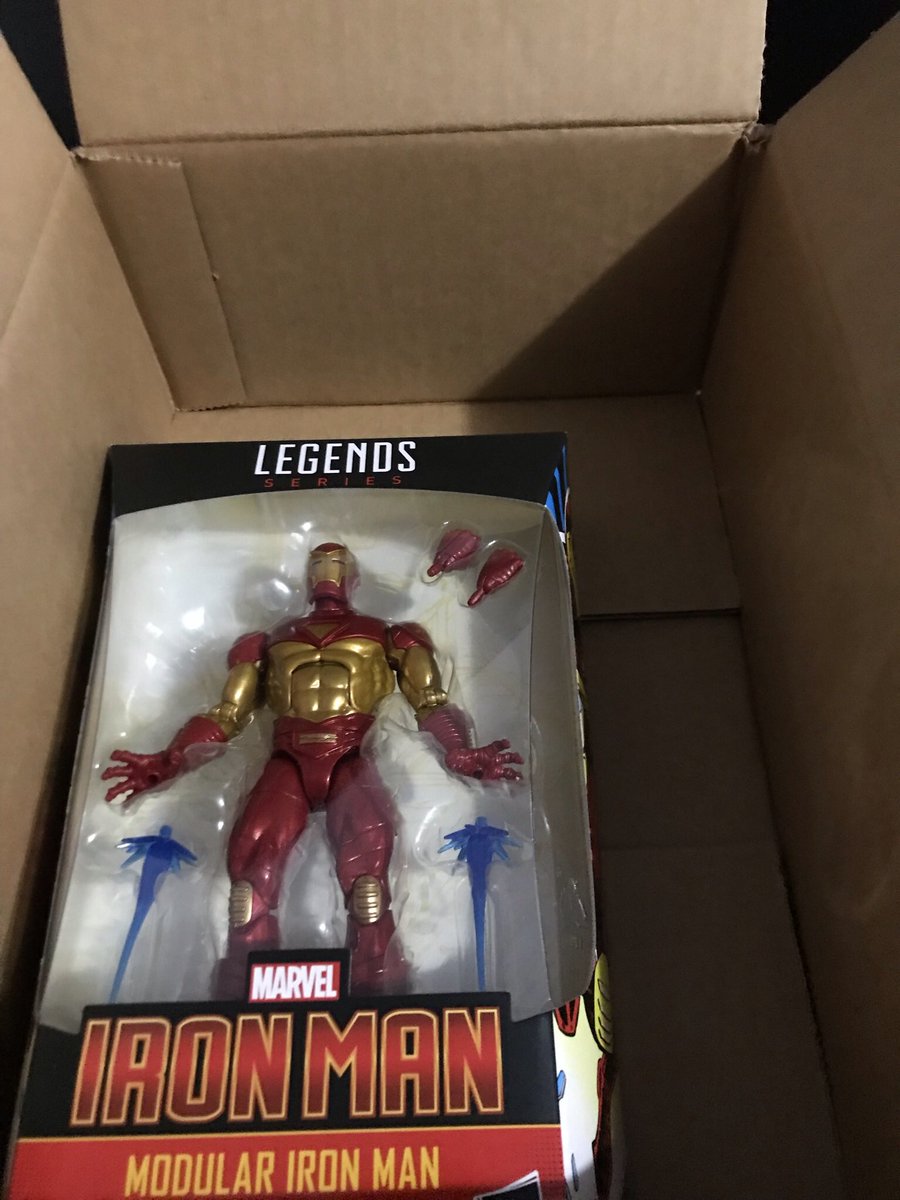 Princeof_Gold's tweet photo. Best iron man design hands down definitely don’t regret this purpose #MarvelLegends #modularironman https://t.co/DFAk9APXpu