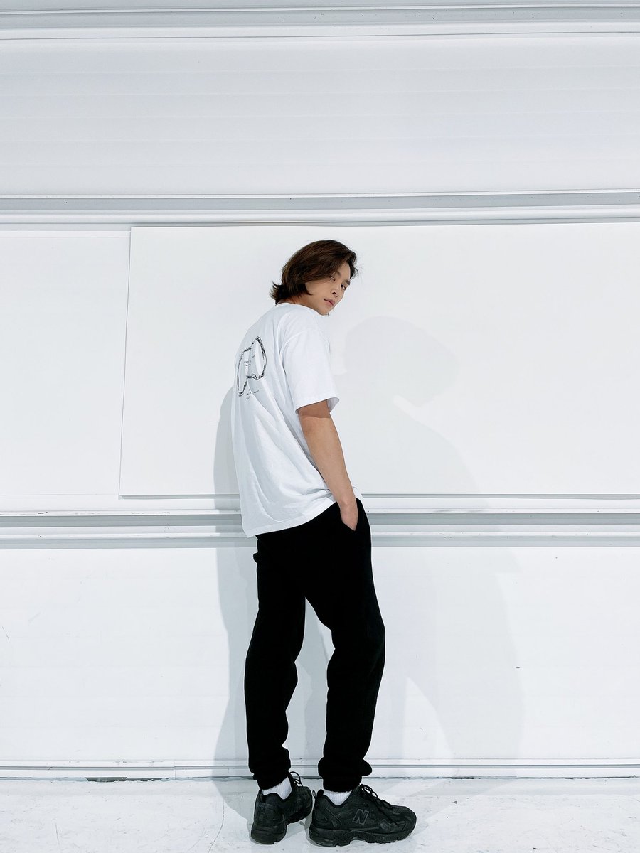 พี่จ๋อมหล่อทำไมครับ เราไม่พอใจ เราเขิน