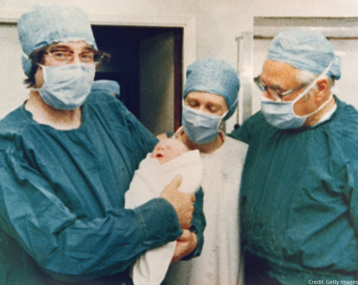 On this day in 1978 the first IVF baby, Louise Brown was born, being held here by Nobel Laureate Robert Edwards, whose research enabled IVF. Although the media referred to Louise Brown as a "test tube baby", her conception actually took place in a petri dish.

#NobelPrize