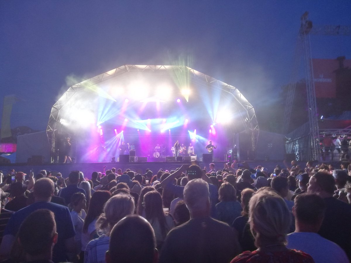 jon_redpath's tweet image. #carfestnorth Been watching @PaulHeatonSolo  play live now for 34 years and still outstanding. Last night at carfest with Jacquie Abbot.