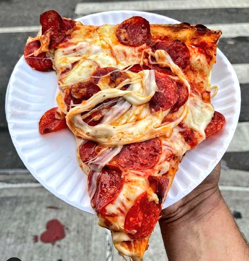 This is exactly how I imagine pizza from The Teenage Mutant Ninja Turtles cartoon to look in real life. Not my pic