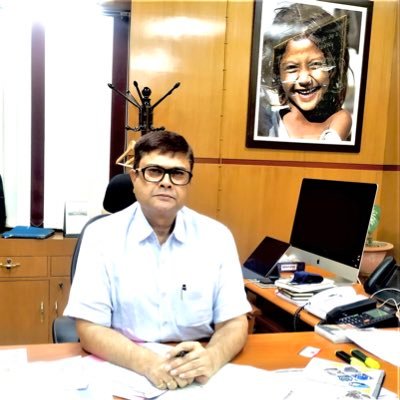 SANGITAPASWAN11's tweet photo. माननीय @sanjayjavin सर,आप भी छात्रजीवन से गुजार चुके होंगे।पूरे राज्य में5054से ज्यादा SST और लगभग 1673 से ज्यादा CS कि सीटे खाली है.
माध्यमिक विद्यालयों में शिक्षकों की घोर कमी है.
अतः सीटों को बढ़ा कर के सभी STET19 क्वालीफाईड अभ्यर्थीयों कि नियुक्ति कीजिये sir,
@Randhir25480547 https://t.co/NoJyWp8ad9