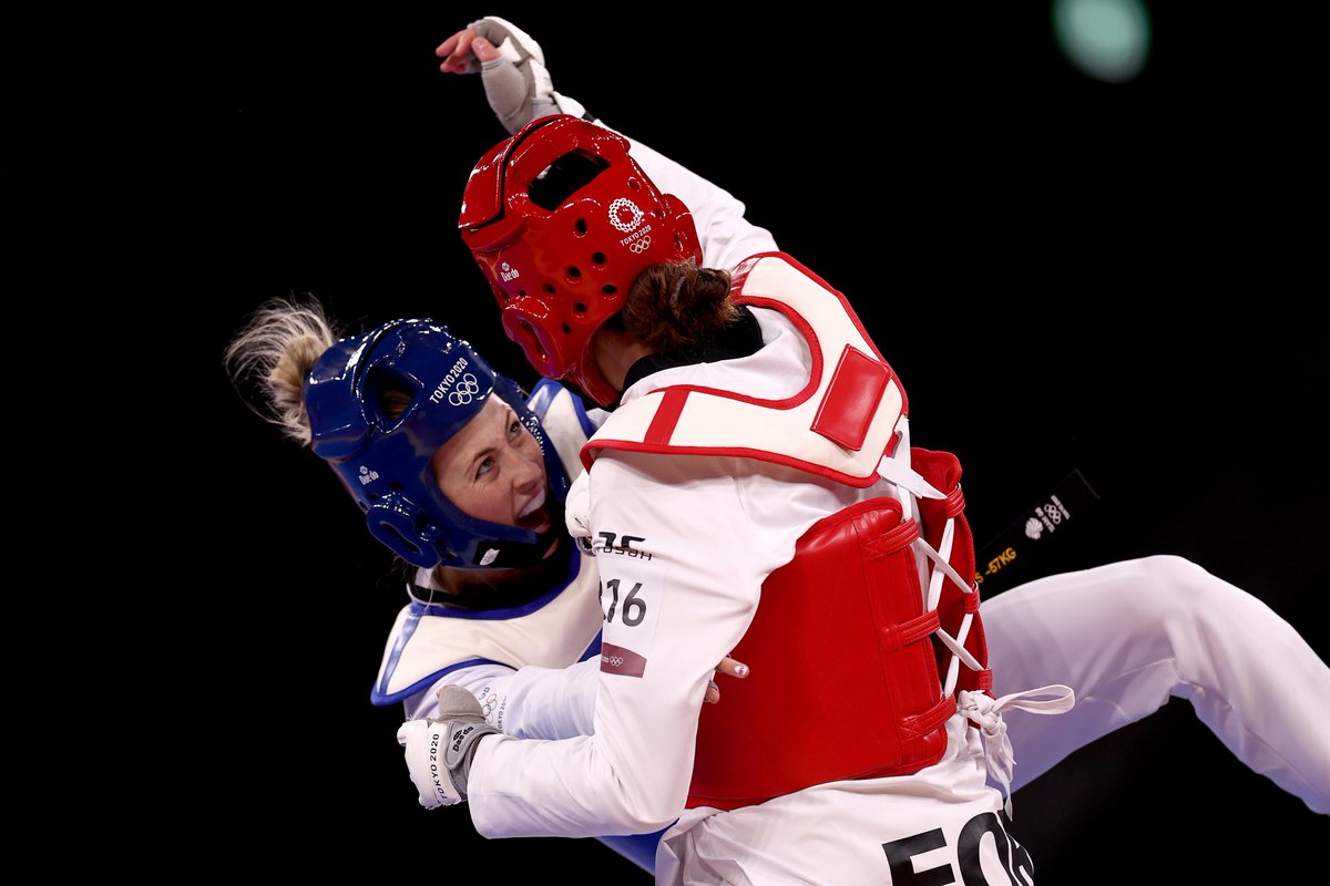 RefugeesOlympic's tweet photo. WOW, go Kimia! 💪

IOC #RefugeeOlympicTeam athlete Kimia Alizadeh has just knocked out double Olympic Champion Jade Jones in the #taekwondo women's -57kg round of 16 match. 🥋

Follow all the Olympic action on the live blog 👉 https://t.co/cZFIX14mpF 

#StrongerTogether #EOR https://t.co/xwsTmqGlC4