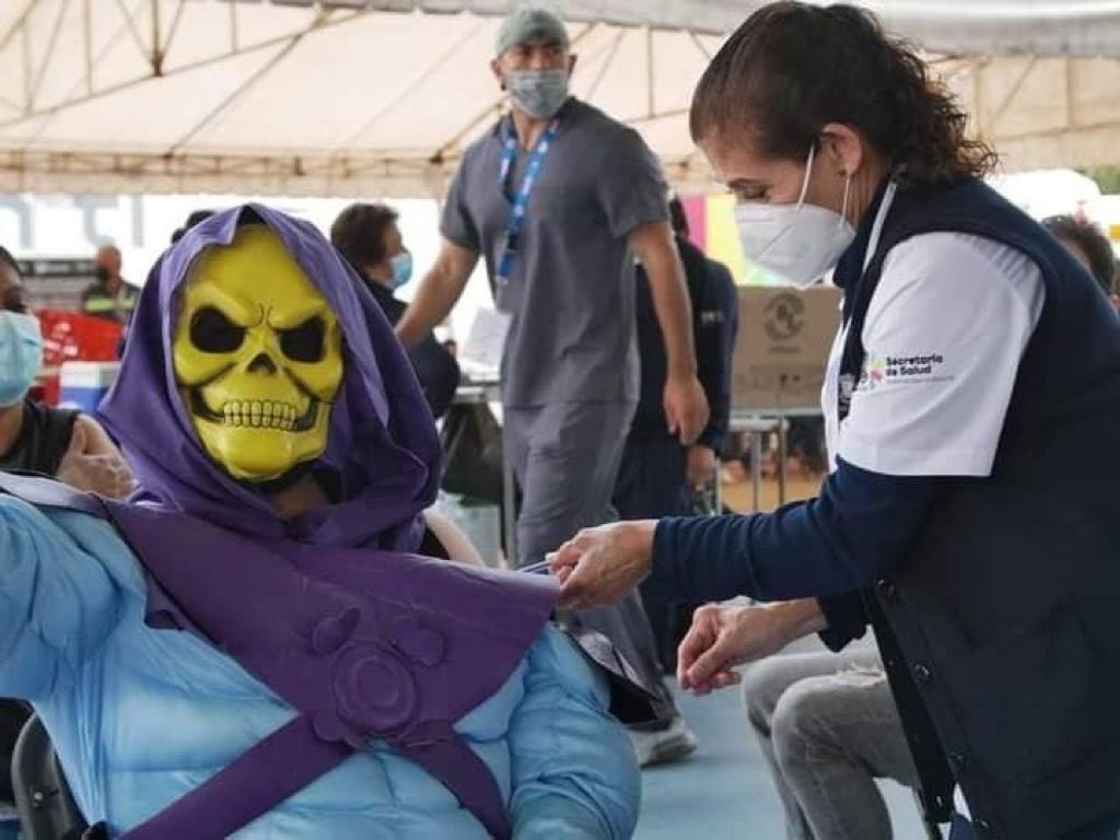 GQuijandriaA's tweet photo. Y recuerda amig@, las vacunas salvan vidas. Haz como Skeletor y ponte las dos dosis!!! https://t.co/gXSB77Np1k