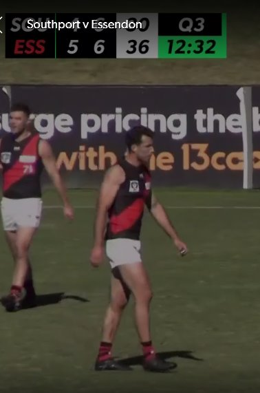 BorisABLBuzz's tweet photo. Oh Alex, this is does not💛🖤 look right. #VFL #Richmond #FlagLegend https://t.co/R2GC5ouRdo