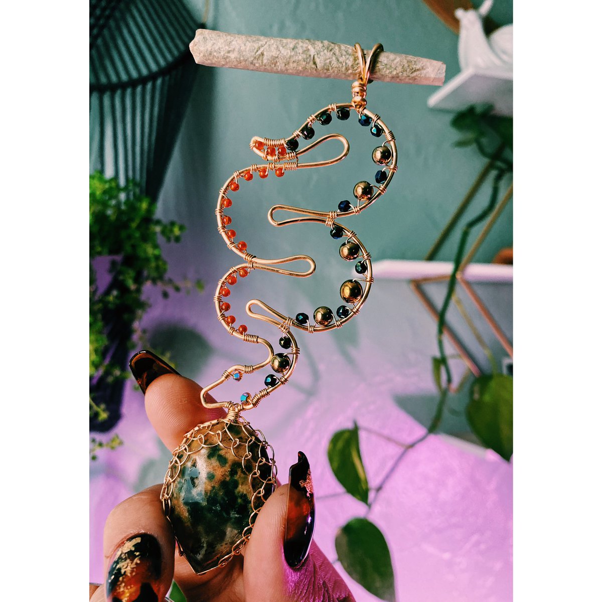 fres_lo's tweet photo. Baby yes 
#smokeme #handmade #sacredsmoke https://t.co/7jS4KliUSf