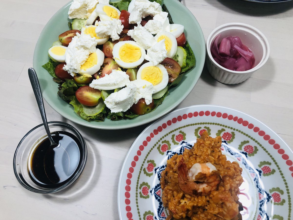 JinKim_7's tweet photo. 내맘대로 리조또와 샐러드. 🥗더위에 요리하기란. 😓 https://t.co/fa1h4SPx22