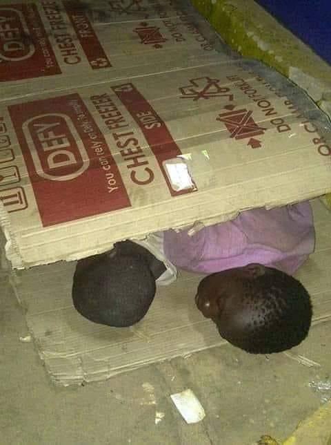 AkeenYak's tweet photo. This hurts me a lot and pierced my heart to point of refusing my one meal.

We got a lot to do in this country @SSD
Don't think narrowly.

#HomelessbutReadytoShare. https://t.co/KII29gWD2Z