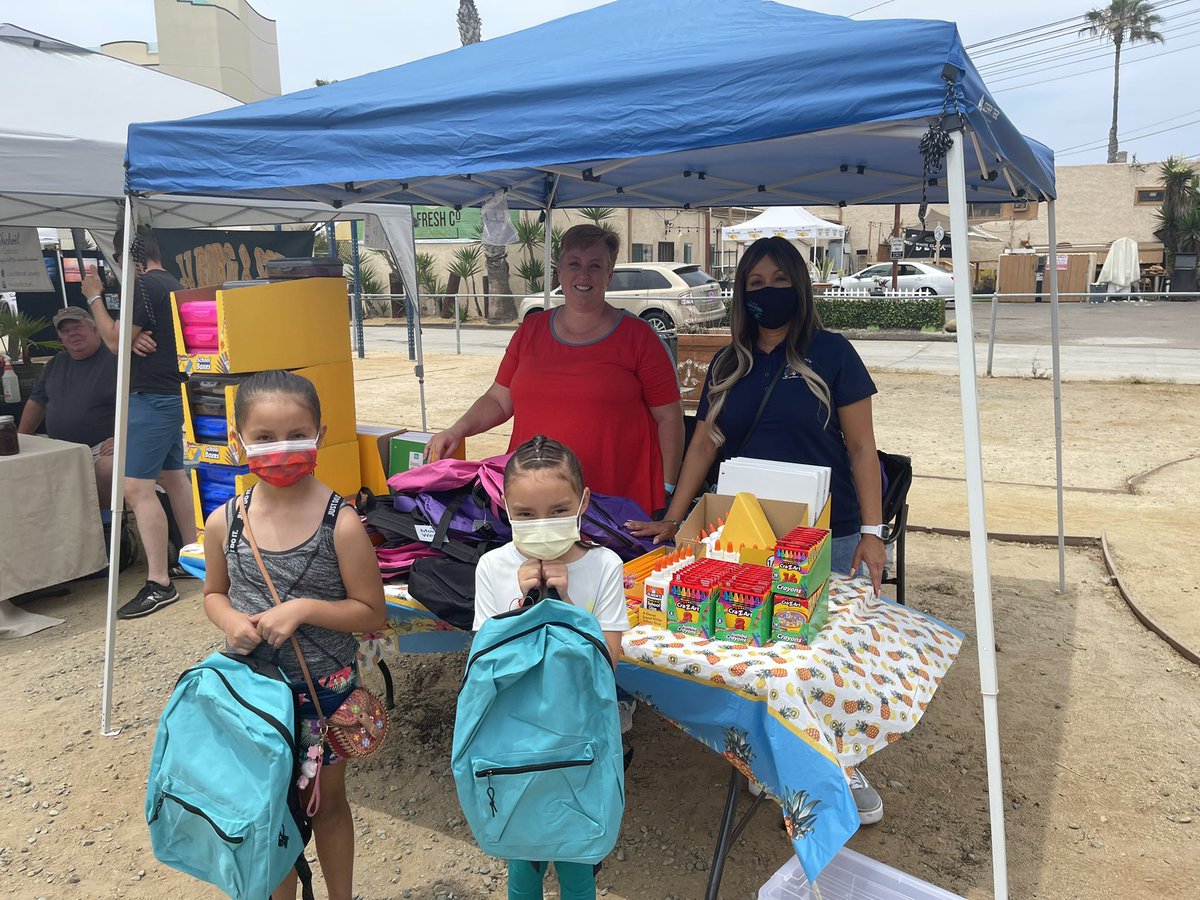 SDSBF's tweet photo. We did it!!!! It’s always a pleasure to be able to give back to the community. Once again Thank You @paloma4ib for taking the time to come and help with the school supply distribution. #BacktoSchool2021 #community https://t.co/5ILpEdnDpY