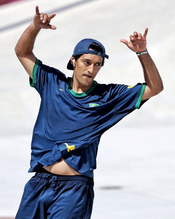 E7Hb2bcXEAA4wSV?format=jpg&name=900x900