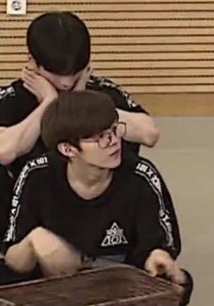 quxs___'s tweet photo. แกดูขนาดตัว💔💔🤏 https://t.co/06jTzkchdI