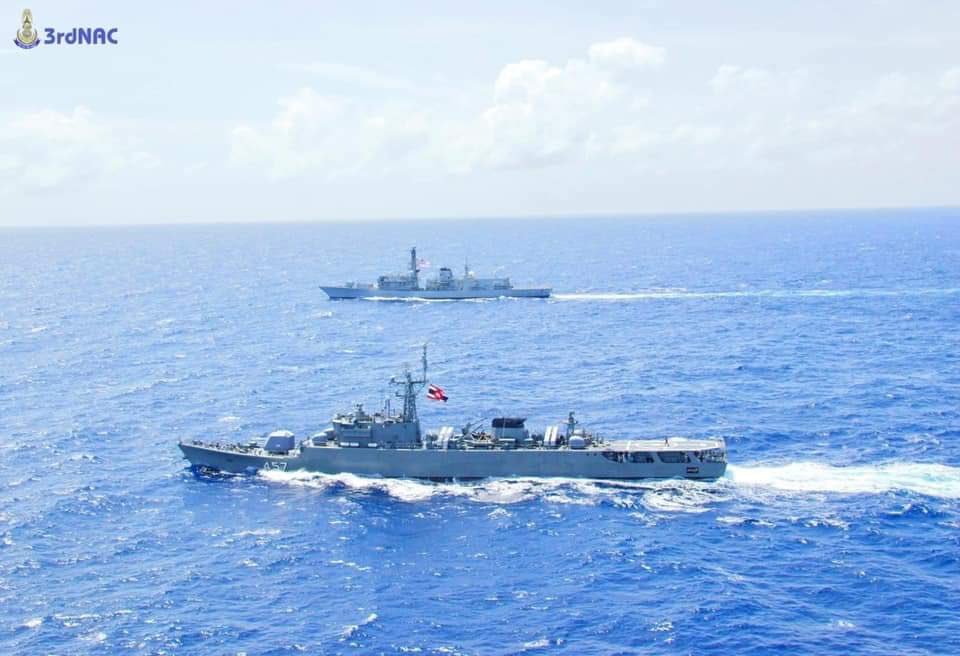 smrmoorhouse's tweet photo. Type 23 @HMS_Richmond exercises with the Royal Thai Navy. The @RoyalNavyβs presence in Southeast Asia demonstrates that the UK is ready to work with partners to strengthen the security and prosperity of the region. #CSG21 #GlobalBritain π¬π§πΉπ https://t.co/chQ2uw8r0i