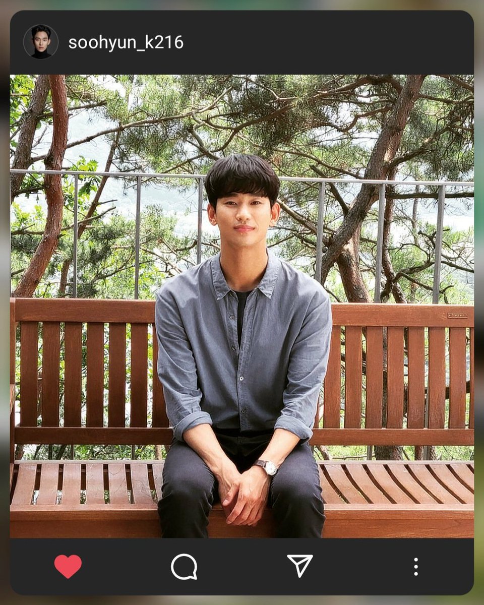 moonyeongwonie's tweet photo. Happy anniversary to these set of photos! As viewers of IOTNBO, we had been waiting for the time that he would include Yeaji/MY in his feed. And he did, at the most unexpected time too. #mM #ByMY #ItsOkayToNotBeOkay 🤪🤍 https://t.co/0l4P4cbwzs