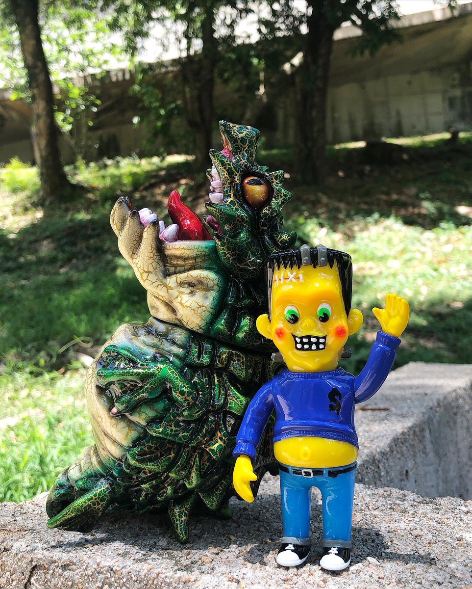 Songorr2's tweet photo. 🌈☀️🧟♂️🌸 🐊 親親大自然 🐊🌸🧟♂️☀️🌈
#臣膠遊記 #songorrhiking #painternet #eyeball #kaiju #supermantoys #ソフビ #superman_toys #疫病退散 #科學怪人 #huracan #OclusBeatniks #littlechopdesignknuckle #headlockstudio #monsterfanclub https://t.co/oIQ7kd0X0p