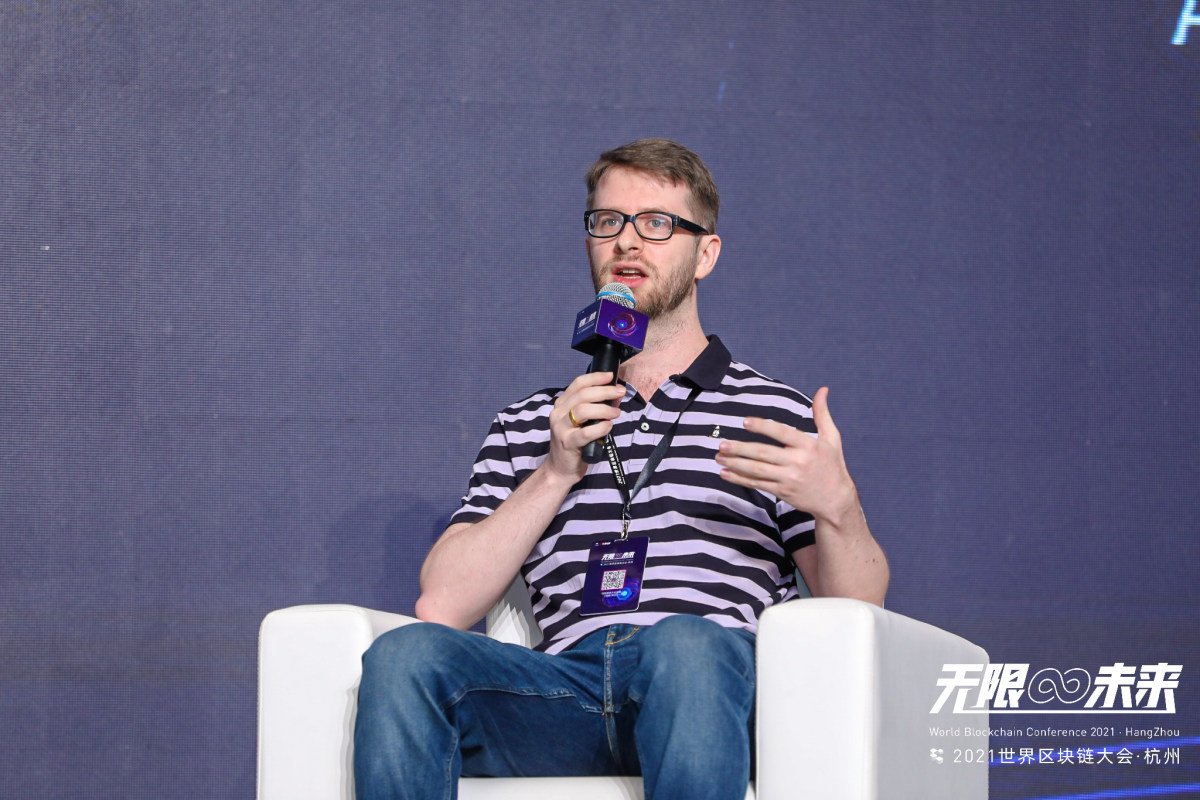 btcinchina's tweet photo. @coderdannn , co-founder of @aavegotchi : Blockchain games emphasize an open economy
#WorldBlockchainConference https://t.co/G0BBP5odqx