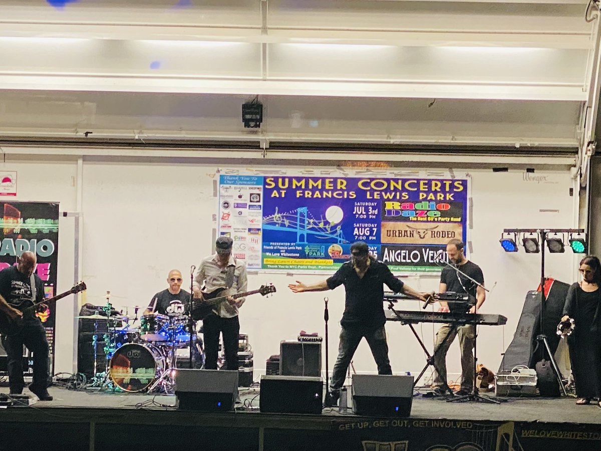 Thank you <a href="/NYPD109Pct/">NYPD 109th Precinct</a>  for your help this evening setting off our concert series.