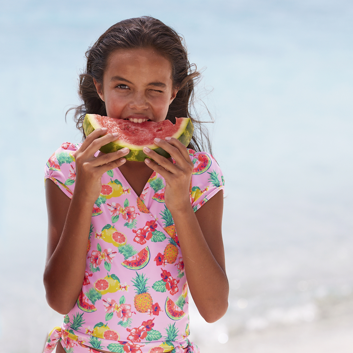 SunuvaTweets's tweet image. Say ALOHA to matching swim styles for the whole family 🌺 Shop the collection via the link in bio.

#alohacollection #matchingswimwear #minime #fatherandson #matchingsiblings #twinning #fatheranddaughter #neonswimwear #kidsswimwear #madeforsun #sunuvasummer #sunuvaswimwear