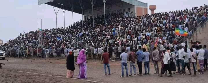 Tahir_A_Ebrahim's tweet photo. Afar loading...
ጁንታን በመቃወም ሰልፍ ወጥተዋል ! https://t.co/f6D2JJgr4j