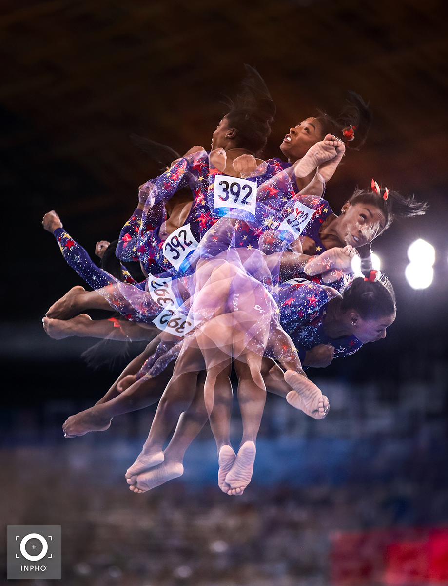 Inphosports's tweet photo. An absolutely superb picture from @tribryan of superstar @Simone_Biles competing at #Tokyo2020 this morning! 😲 https://t.co/T5SvglvCge