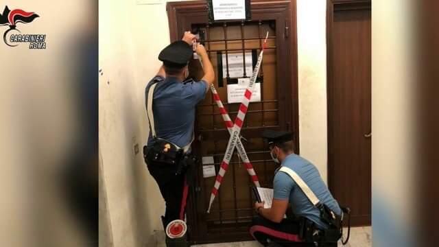 Un ringraziamento speciale, va ai Carabinieri della Compagnia di Ostia, per la brillante operazione che ha permesso di sgominare una banda dedita allo spaccio di crack e cocaina ad Ostia Nuova. 

Rimane sempre alta l'attenzione sul nostro territorio bit.ly/2ULsJ1Z