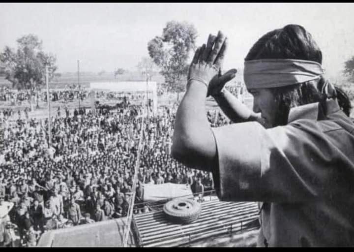 She is an example of women empowerment. She was, she is and she will be tigress if India.

Tribute to #phoolandevi on her death anniversary. 

#फूलन_देवी_अमर_रहे 
#फूलन_देवी_शहादत_दिवस 
#आदिवासी_धरोहर_बचाओ