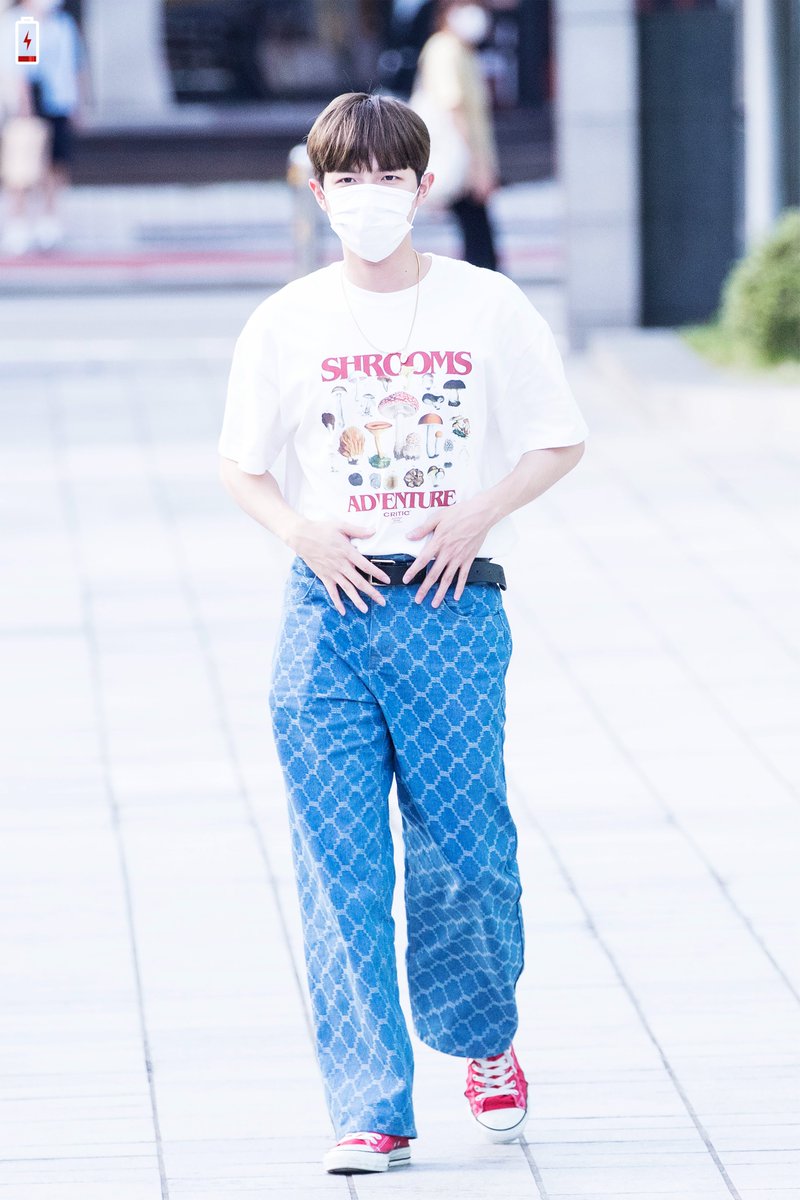 210721
뭘 입어도 위풍당당 런웨이
#김재환 #KIMJAEHWAN