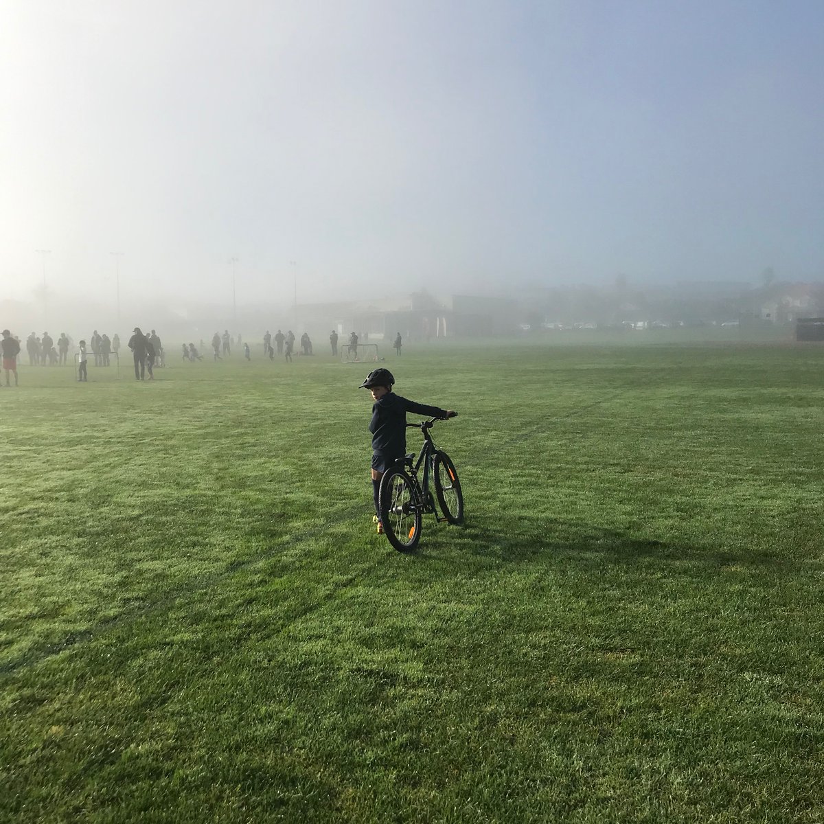 JoClements19's tweet photo. The only kid to ride to soccer this morning. He told me off for riding on the pitch, I blamed it on the fog! #BikeTO #bikeakl #bikeeastakl https://t.co/v001DNK8Ni
