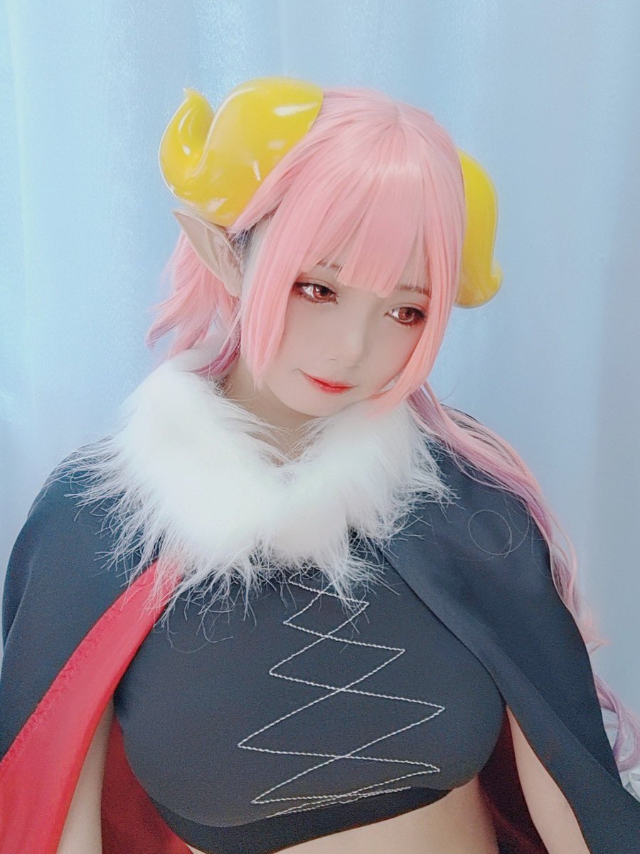 还不太会变呢，就先这样吧！

#小林さんちのメイドラゴン #伊露露 https://t.co/n9GeIG6sjT