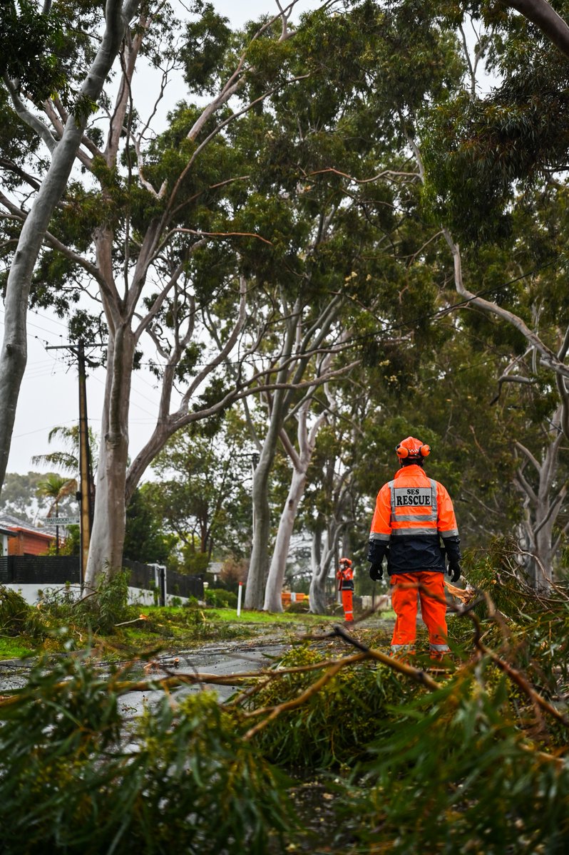 SA_SES's tweet photo. Thank you to our wonderful SES volunteers, staff and supporting agencies who assisted during this weather event. Between 12pm Saturday and 5pm Sunday SES volunteers attended over 750 requests for assistance. https://t.co/PVnB0aDBA5