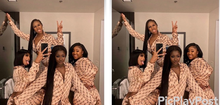 selfcareluv's tweet photo. Things to do at a sleep over💅🏾🤍 .

IG:Iuvinqyuh2.3 https://t.co/NnOyT9qUjl