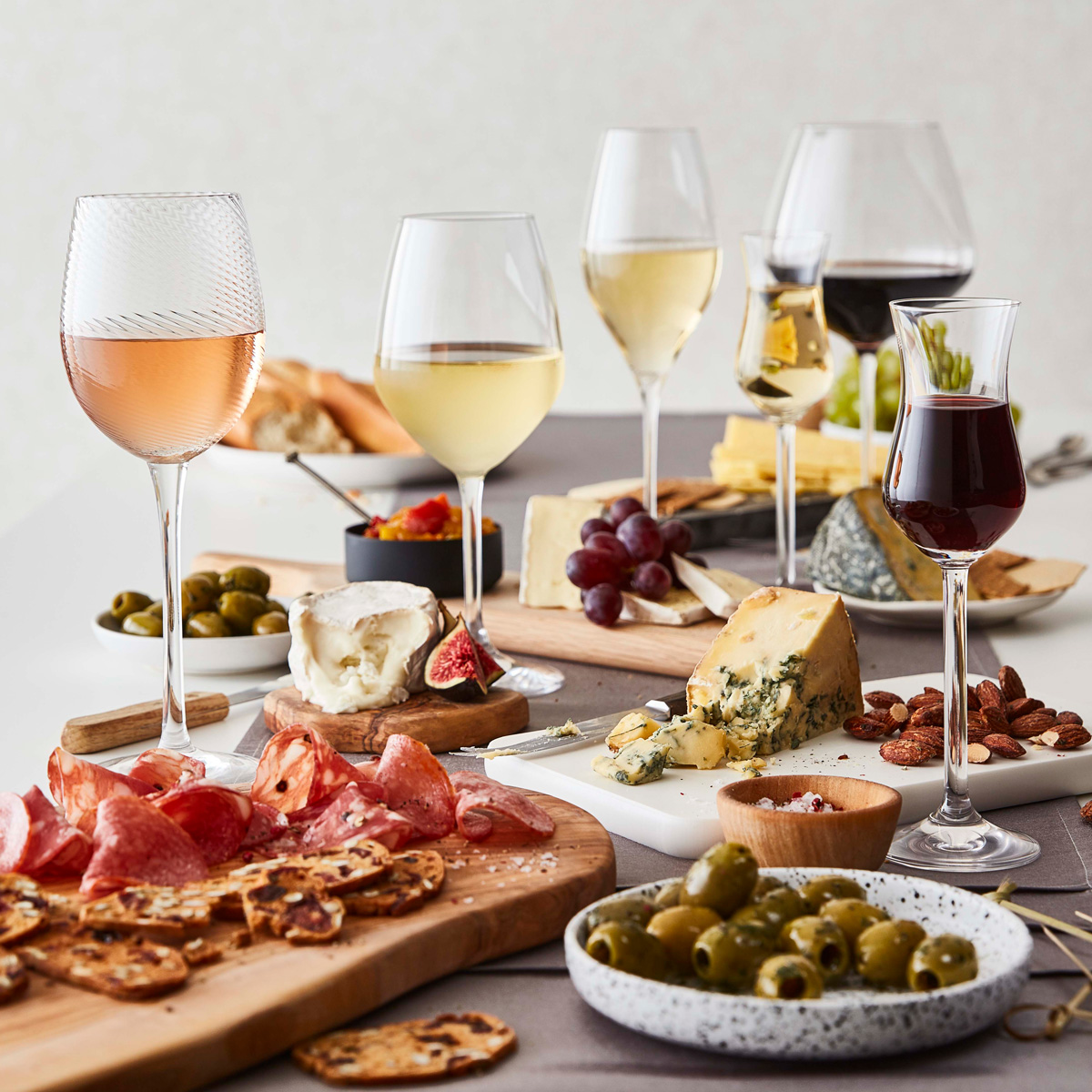 BoothsCountry's tweet photo. 🧀🍷 It's #NationalWineandCheeseDay! New to pairing? Try our Wine Buyer Victoria's guide to the basics:

• Sauternes with Blue Cheese
• Port with Stilton
• Cheddar with Rioja
• Goats' cheese and crisp, dry rosé
• Brie with Chardonnay or Champagne https://t.co/4mXtp2gtfo