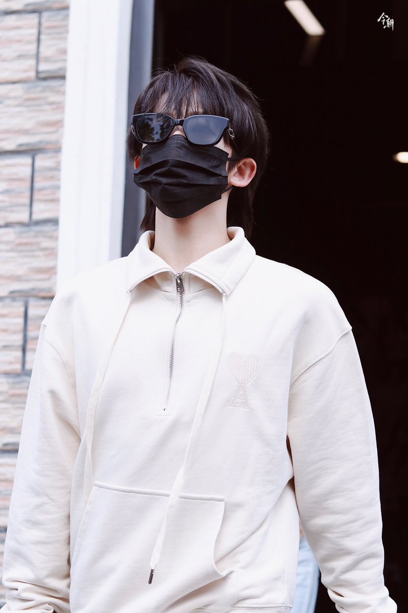 #INTO1 #刘宇 #LIUYU
210725 下班

Judy Hopps🐰

#INTO1_INTOTHEFIRE 
#INTO1成团首张音乐EP风暴眼