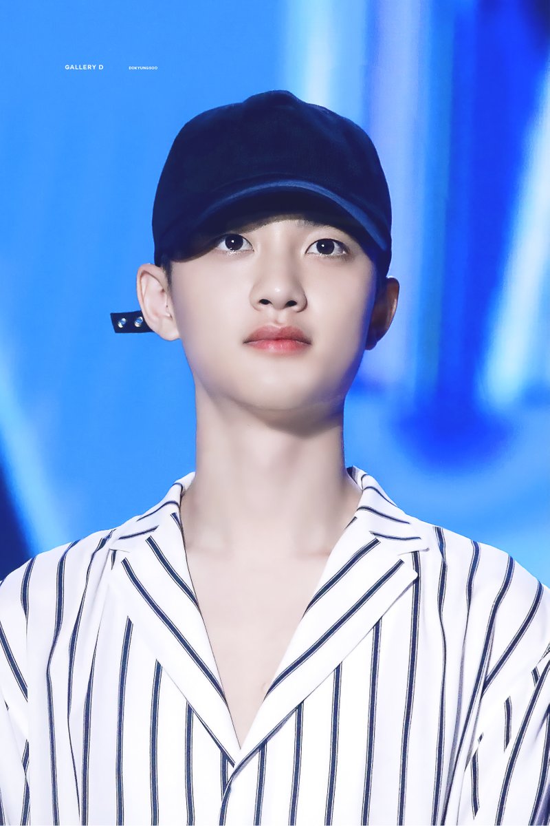 Rose🌹 D-1

#경수 #디오