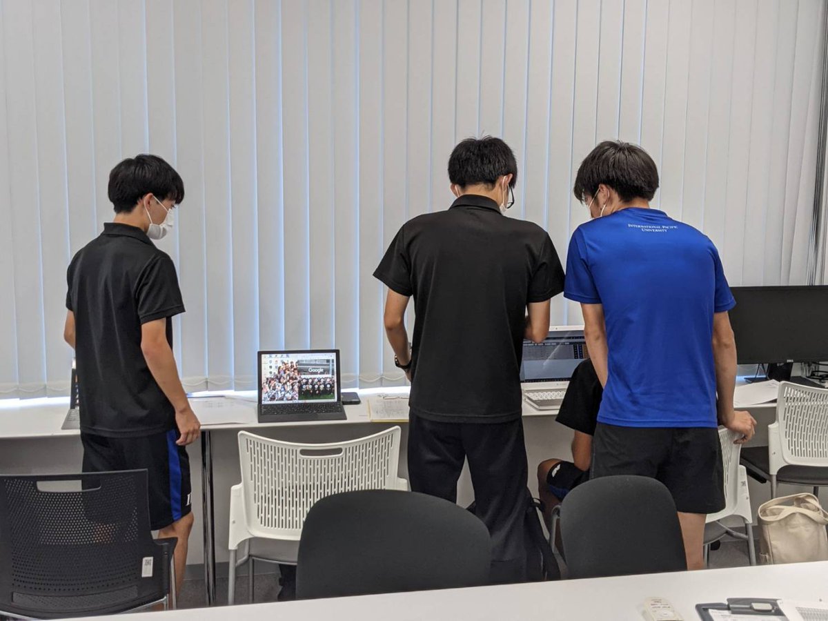 【新品未使用】環太平洋IPU 陸上競技部　ウィンドブレーカー上下２枚セットXL 新品未使用】環太平洋IPU 陸上競技部 ウィンドブレーカー上下2枚セットXL