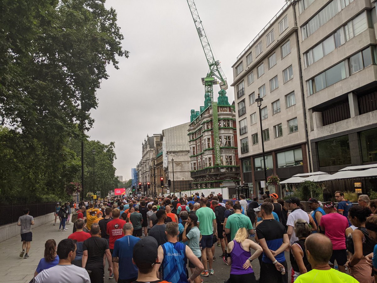 #ASICSLDN10K #ASICS #Limelightsport

My first ever longer race and first finishers medal! Lovely run, great vibe.

Not to slow for someone who considers anything over 200m sprints to be long distance.