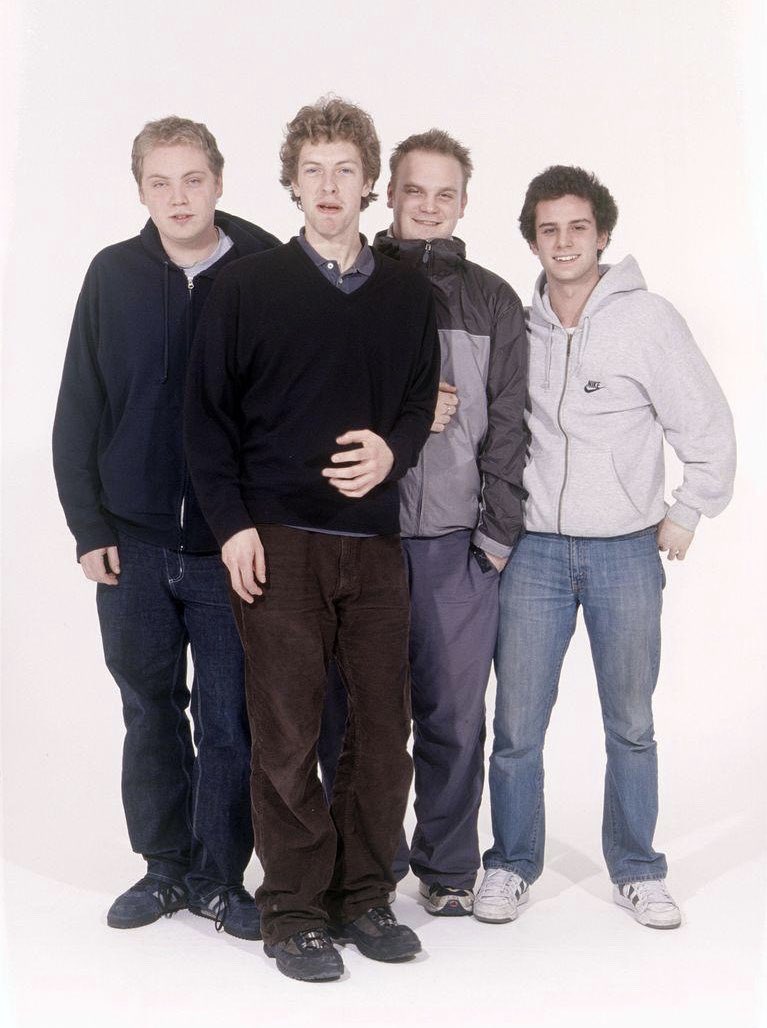 MAOTPod's tweet image. 🚨 NEW EPISODE 🚨 Doc Watch 📺 🎙 We watch #Coldplay’s 2018 doc ‘A Head Full Of Dreams’ and discuss:

❤️ The love &amp;amp; hate for the band
📈 Difficulties on X&amp;amp;Y
🃏 #BrianEno’s oblique strategy 
👨‍🎓 Dorm room beginnings
📝 Dealing with criticism

👂🏼 👉 linktr.ee/Maot