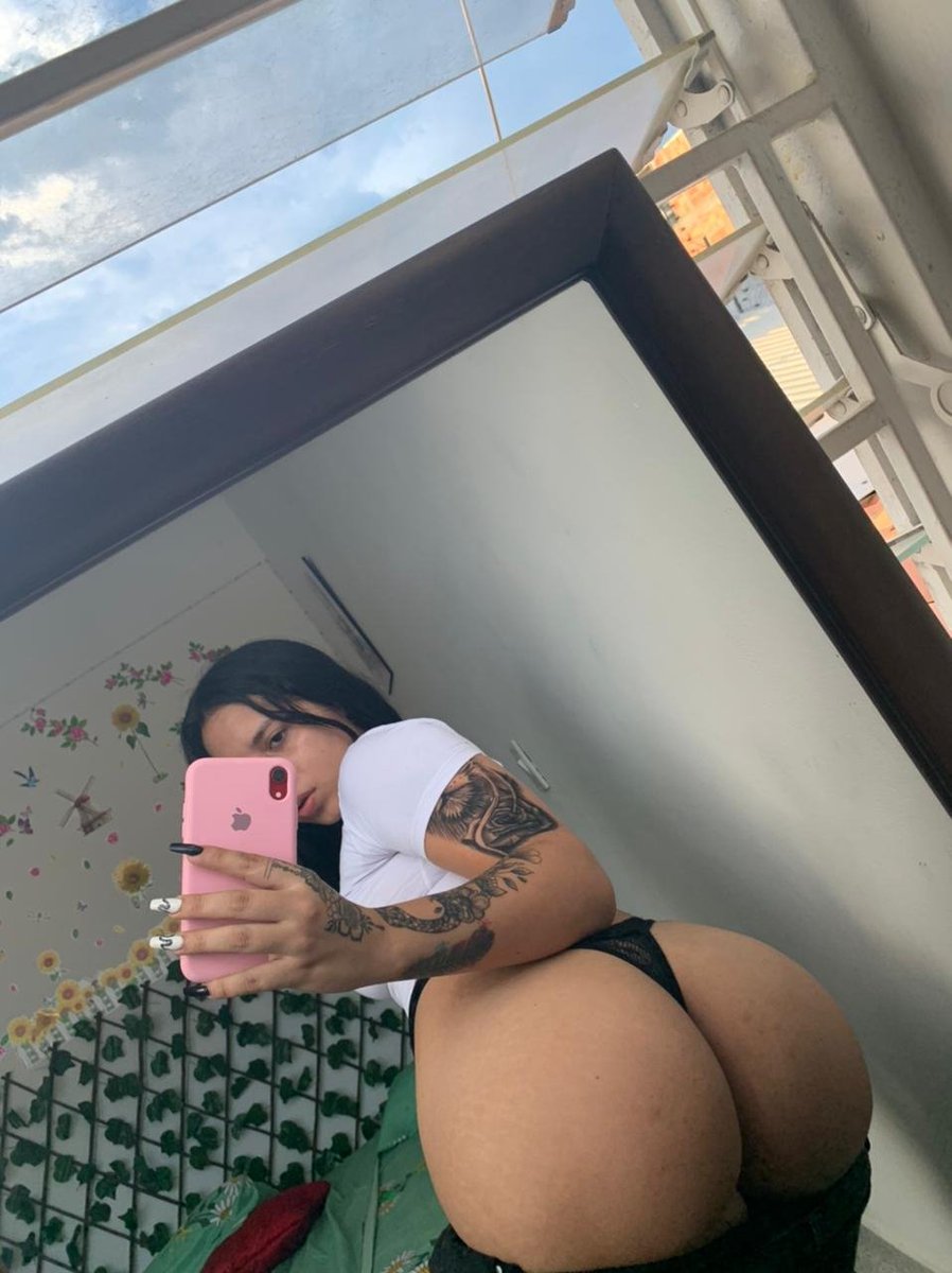 Lupeoficial2's tweet photo. Buenas madrugadas mis amores 🥵 no se te antoja unos de mis contenidos escribeme al privado 😋 #venezolanahots #Colombia #viral #exitos #contenido #fypシ https://t.co/c15LooF2oq