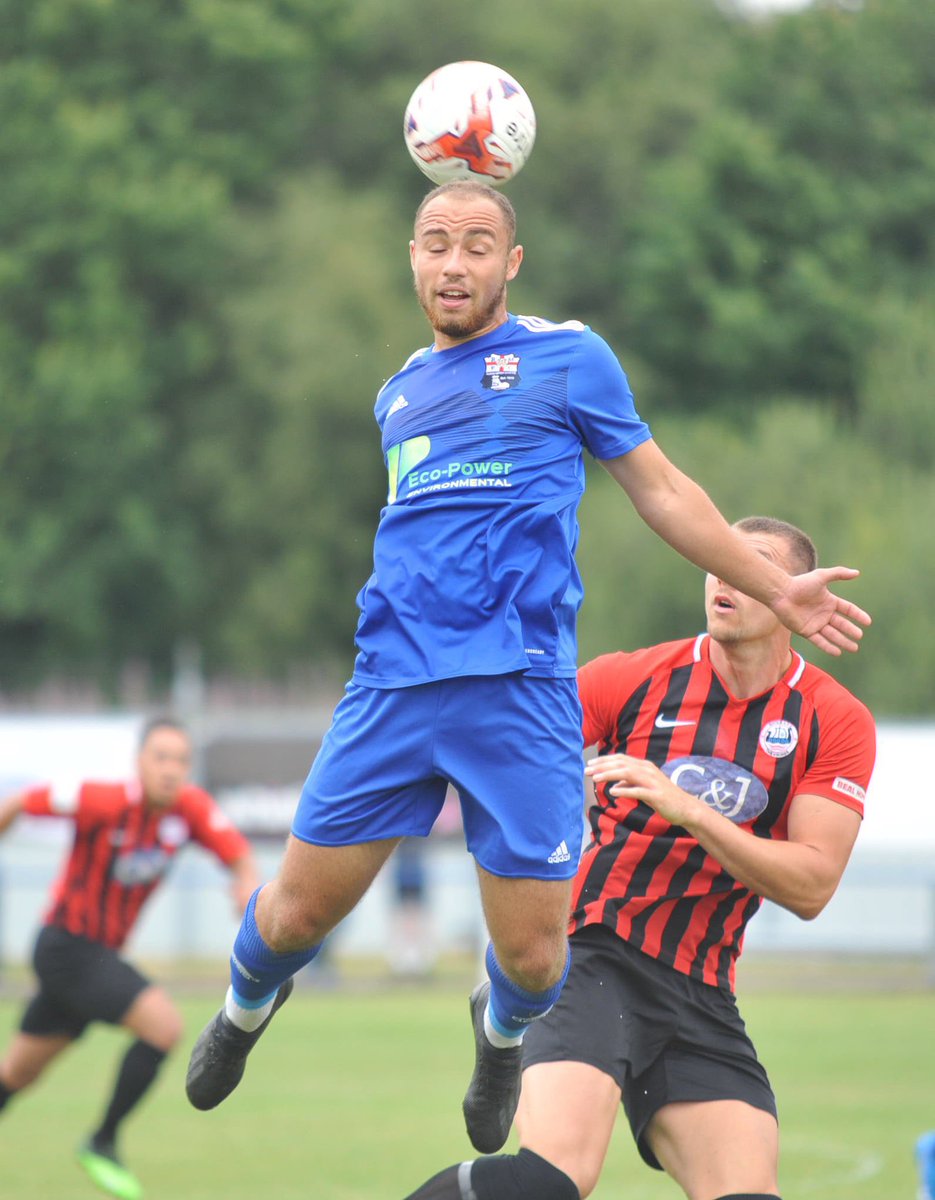 offthebenchpics's tweet image. Some action pics from yesterday’s game between @RMFC1919 vs @GooleAFC 

Great to see such a young Rosso side play so well and knock it about with some swagger.