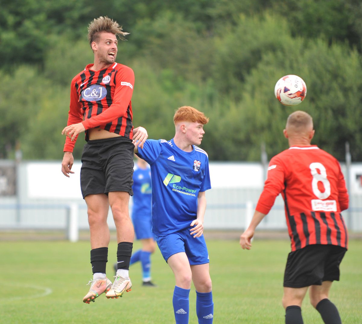 offthebenchpics's tweet image. Some action pics from yesterday’s game between @RMFC1919 vs @GooleAFC 

Great to see such a young Rosso side play so well and knock it about with some swagger.